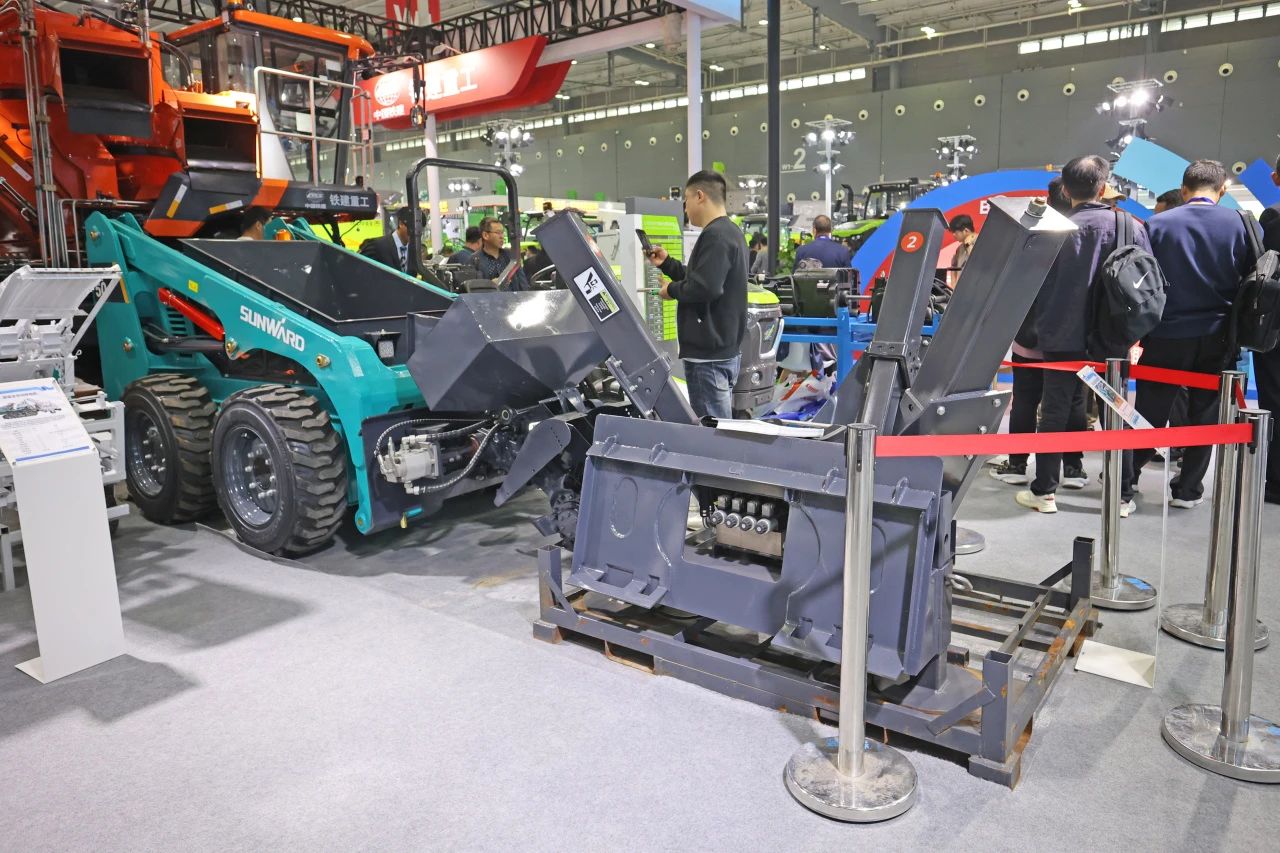 聚焦智能化、无人化!k1体育
携多款产品亮相2024中国国际农业机械展