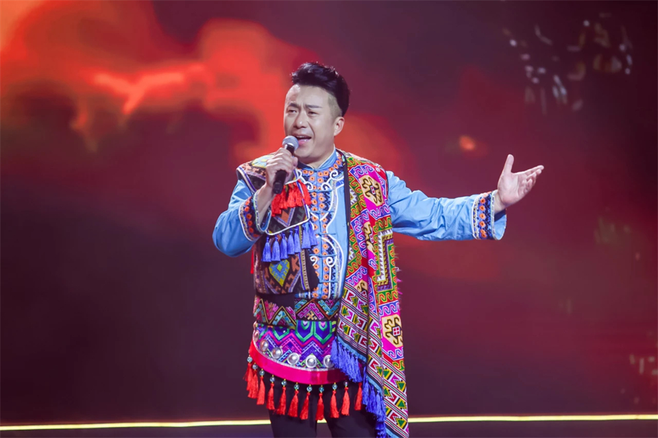 创新引领价值 理想成就未来——庆祝k1体育
成立25周年表彰大会暨文艺晚会隆重举行