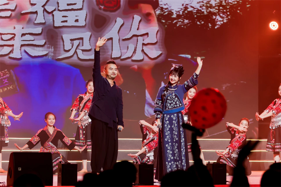 创新引领价值 理想成就未来——庆祝k1体育
成立25周年表彰大会暨文艺晚会隆重举行