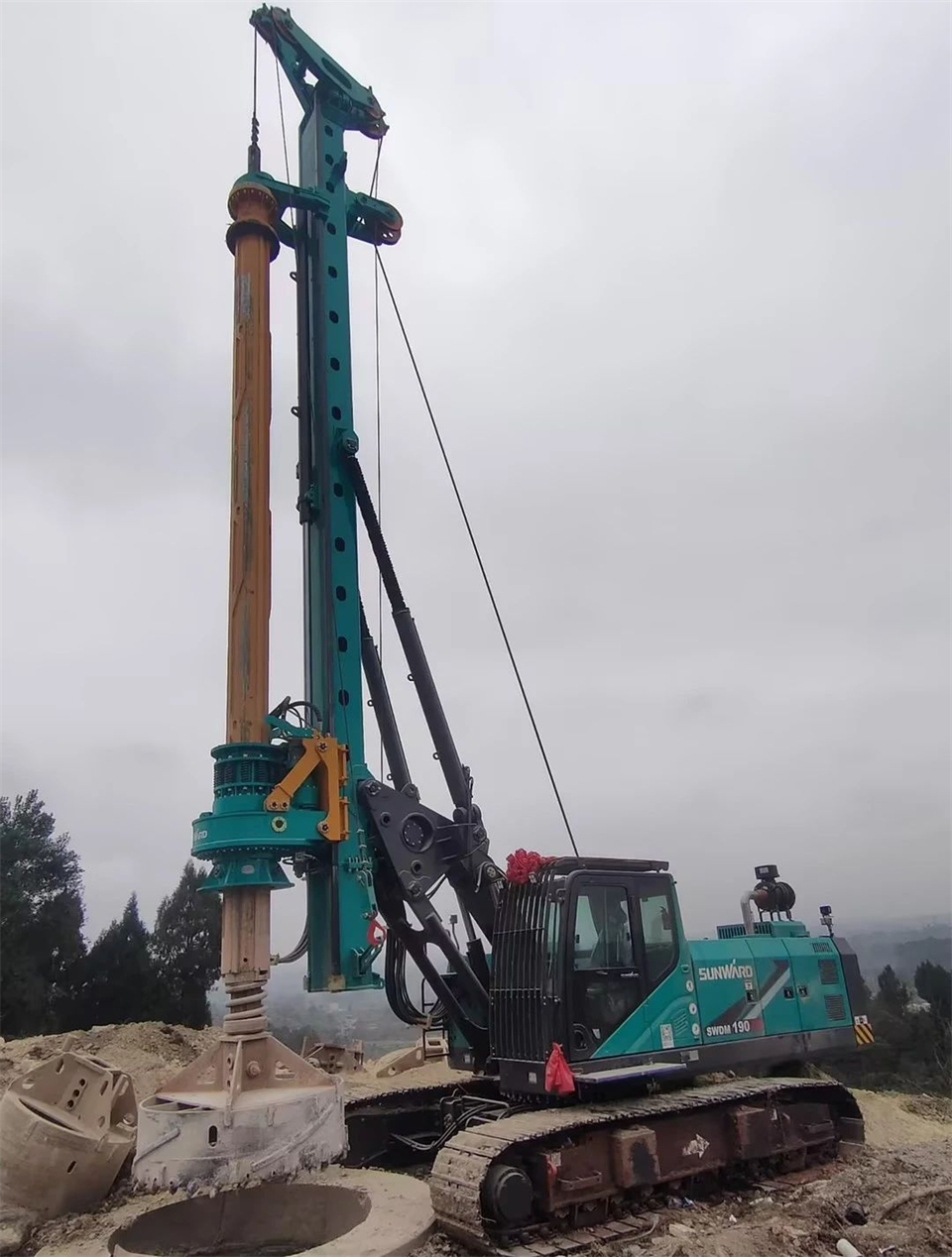 k1体育
举办电塔桩技术创新交流会，为电力基础设施建设注入新动力