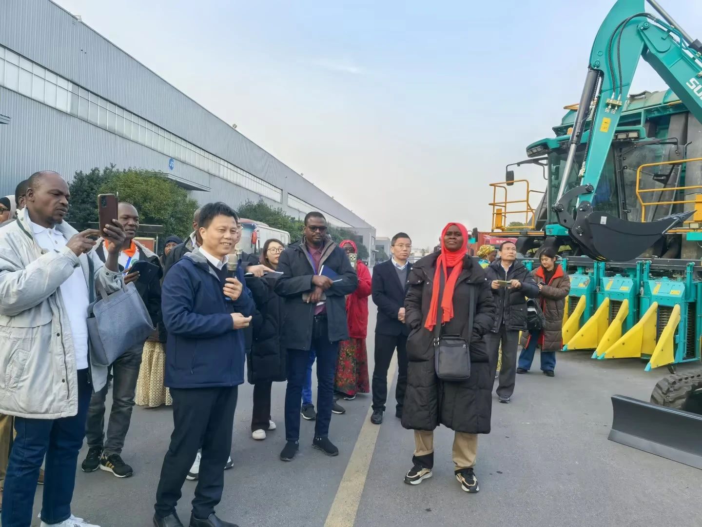 尼日尔农业管理和技术研修班调研k1体育
