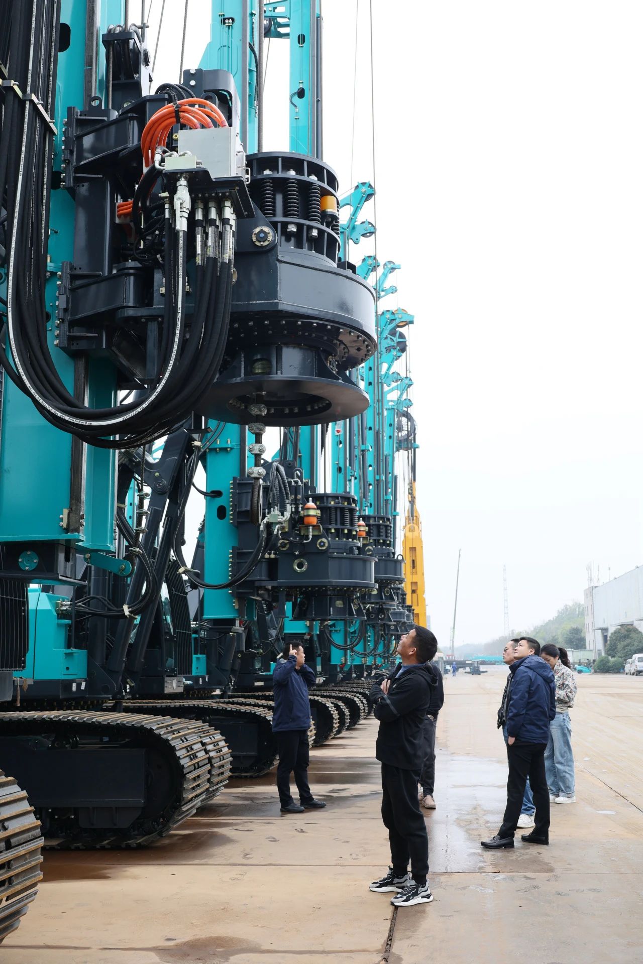 k1体育
举办“植桩一体机”工程应用专题交流会，共绘行业发展蓝图