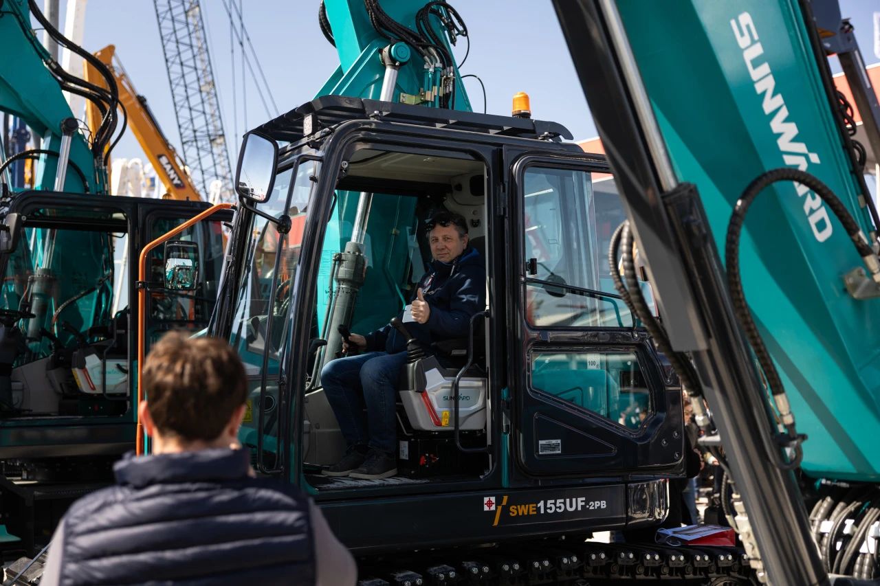 k1体育
董事长付向东:以绿色智造与全球战略解锁中国工程机械的进阶密码