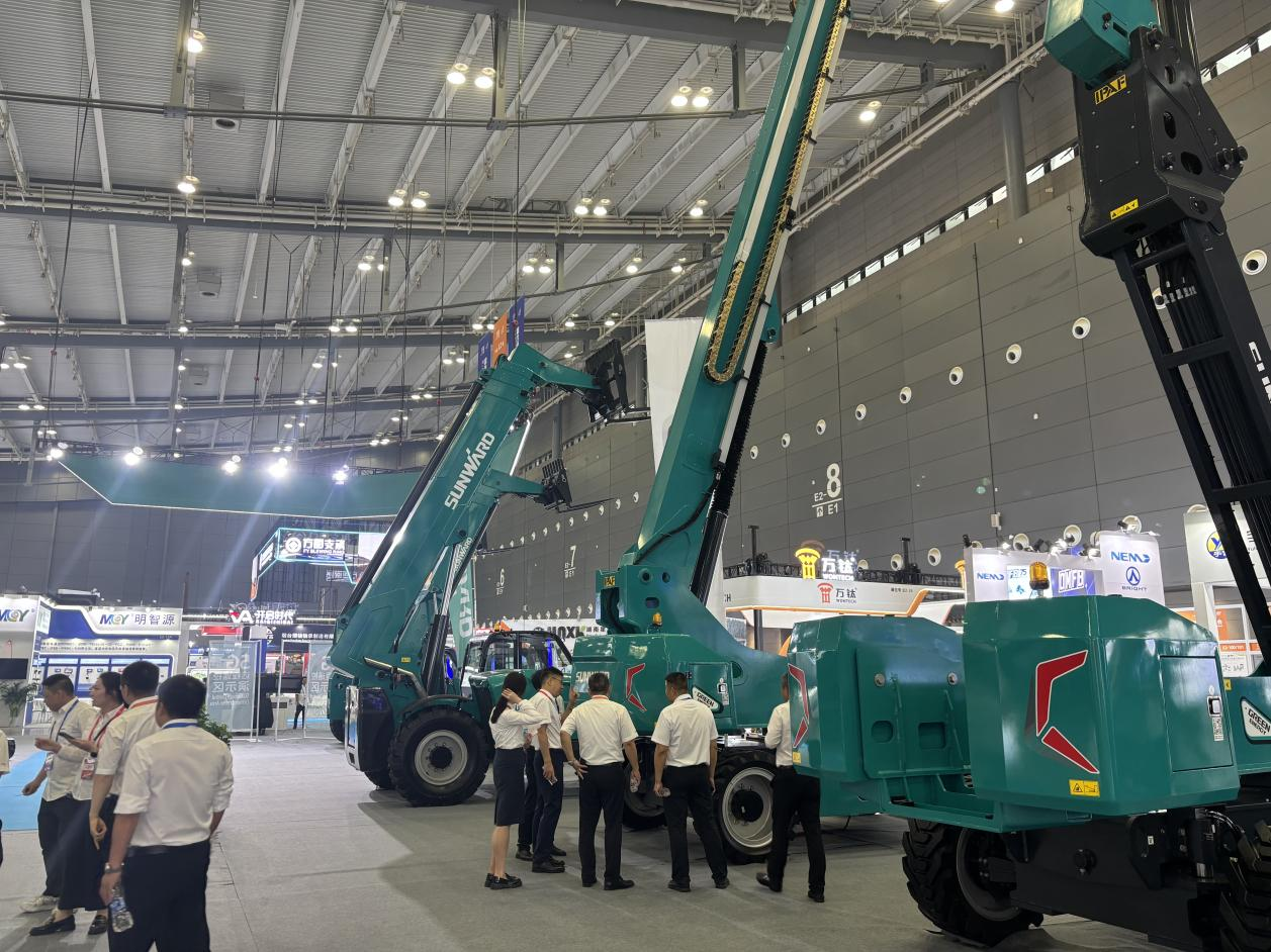 2025 CICEE | k1体育
SWT34JE-P电动直臂式高空作业平台重磅发布!