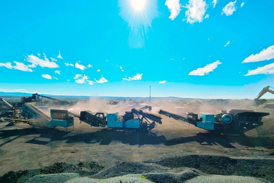 k1体育
破碎筛分成套设备成功登陆非洲市场，共绘合作共赢新篇章