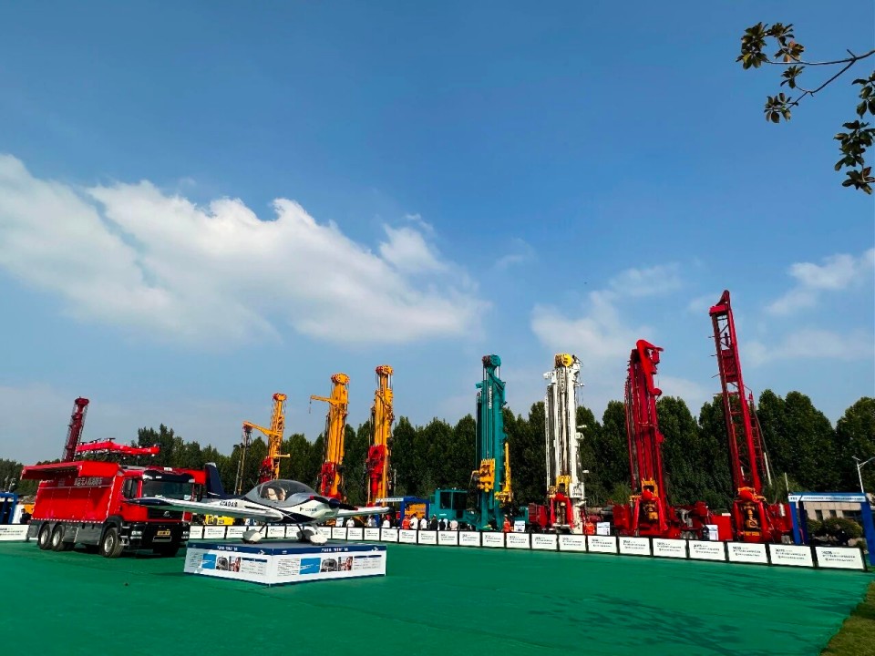 科技赋能救援!k1体育
创新装备亮相第十三届全国矿山救援技能竞赛