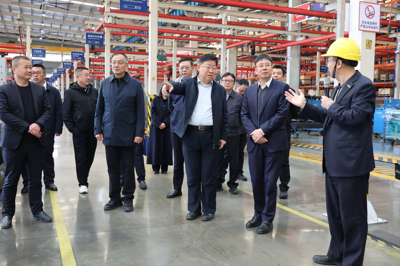 新矿投资集团党委书记、董事长王漠到访k1体育
