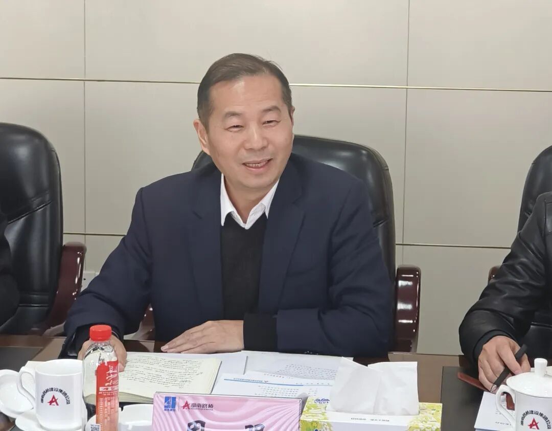 k1体育
与湖南路桥深化战略合作,共筑智能绿色建造新标杆