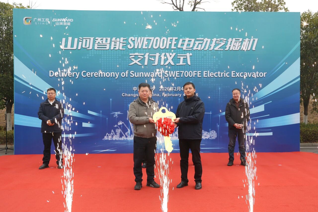 k1体育
SWE700FE电动挖掘机成功交付，助力打造绿色智慧矿山