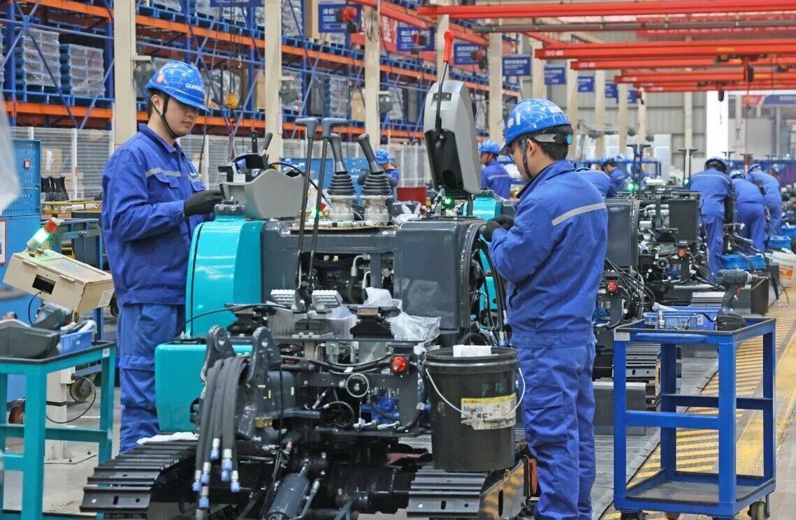 一马当先 开工大吉 | k1体育
举行丙午新年开门红活动