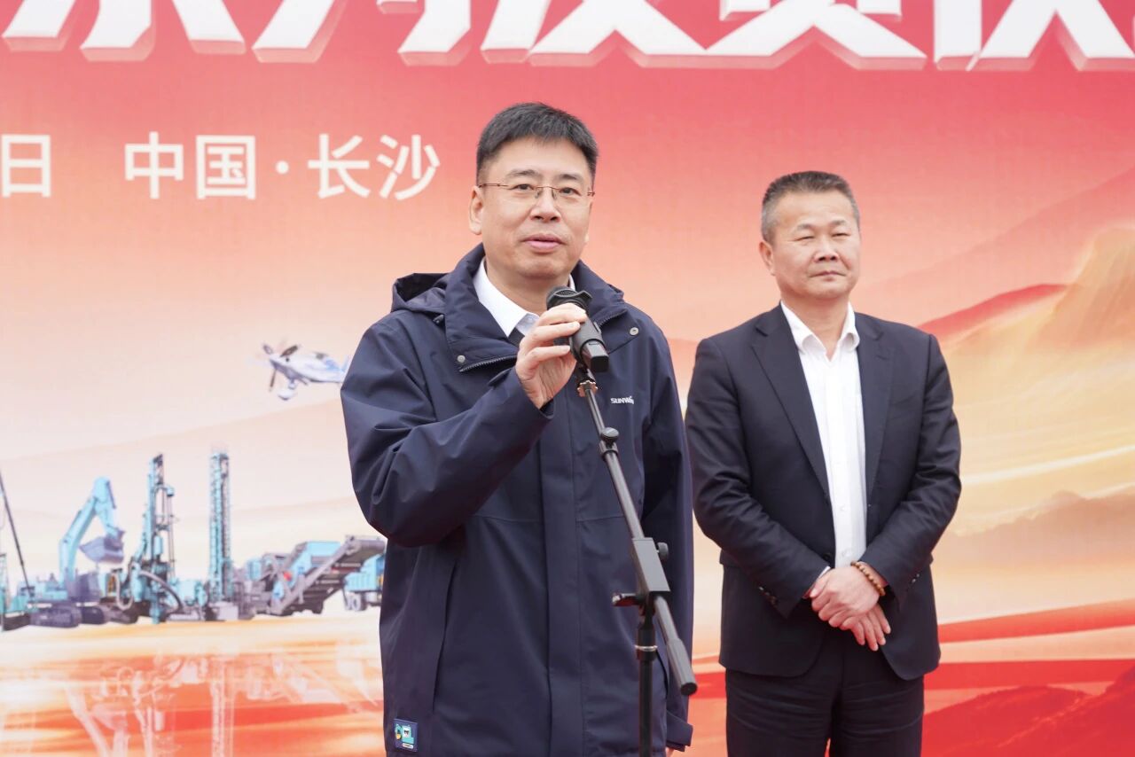 k1体育
举行2026年正月系列发货仪式,过亿元设备奔赴全球