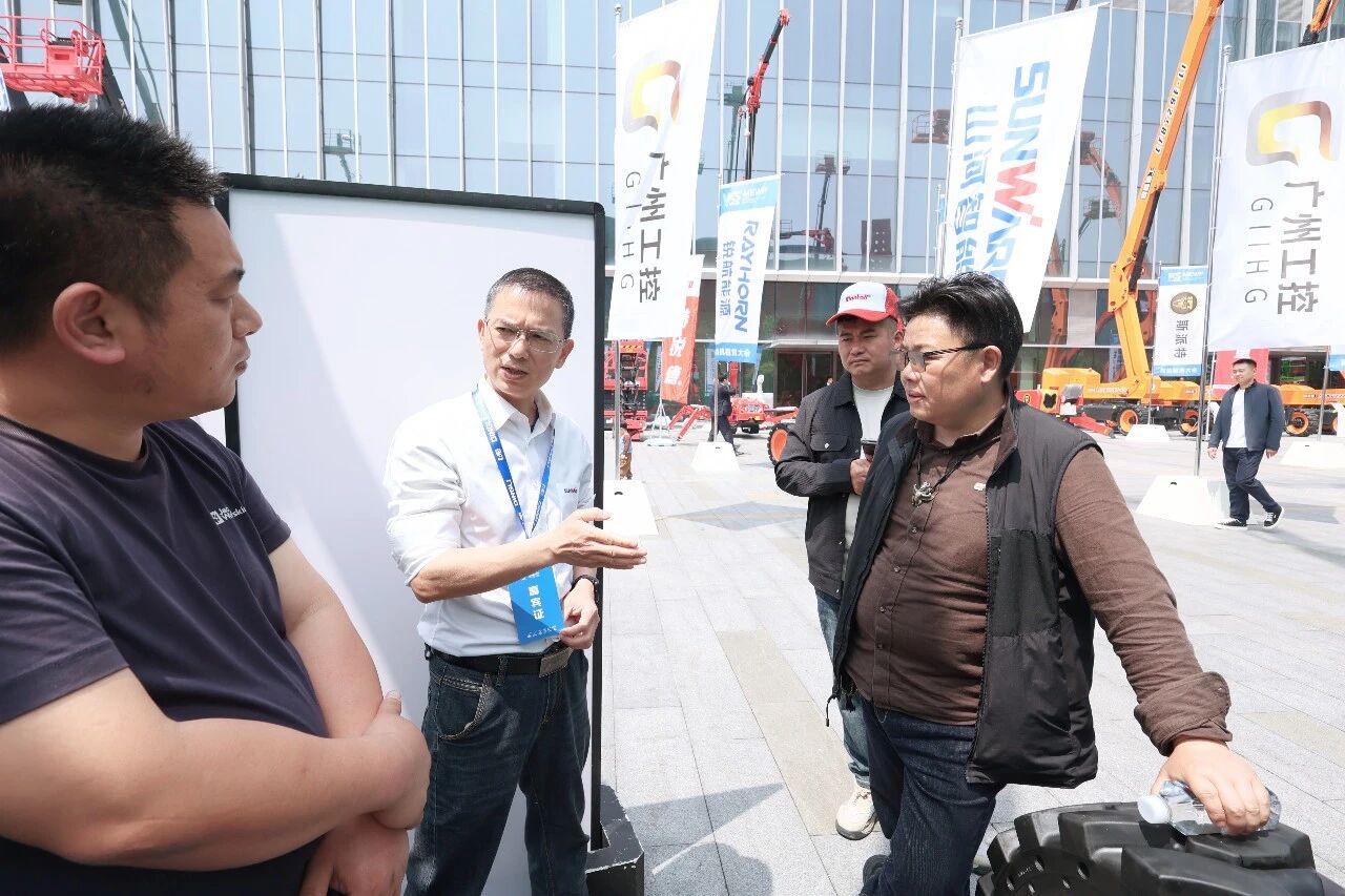 k1体育
亮相第十届全国高空作业平台租赁大会